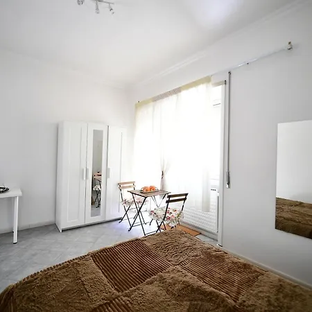 Queen Vatican Guest house 2*