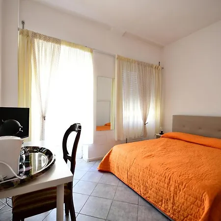 Guest house Queen Vatican 2*